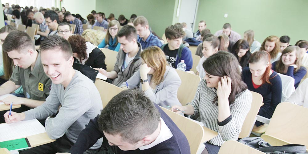 Zdjęcie ilustrujące atut WSZOP: uczymy interdyscyplinarnie